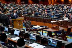 Malaysian prime minister Anwar Ibrahim's vote of confidence was passed in a simple voice vote at the first parliamentary session on Dec 19, 2022. 