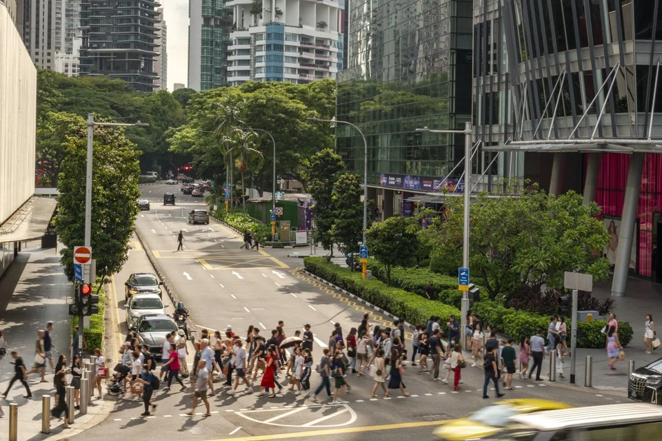 Total retail sales value in October hit S$4 billion, of which online sales have accounted for 13.1 per cent.