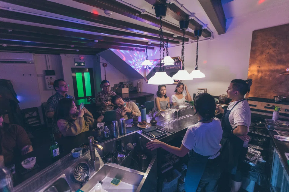 Incubator Ghostwriter hosts its first pop-up: Guerilla, a collaboration between Son Pham, the owner of Sonny’s Pizza, and bartender June Baek. Guerilla served pan-Asian food and cocktails.