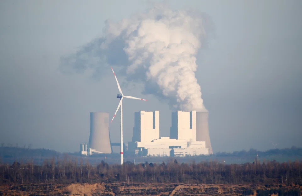 Eurostat said greenhouse gas emissions from businesses, households and government activities amounted to 1,029 million tonnes of carbon dioxide equivalents.