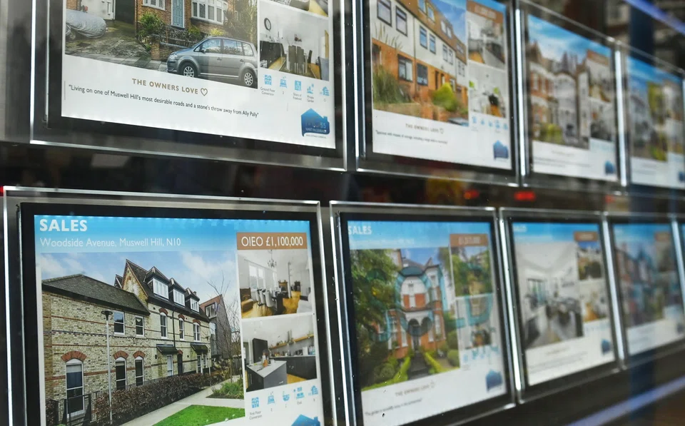 RICS’s gauges of buyer demand, sales, new listings and house prices were all in negative territory last month. 