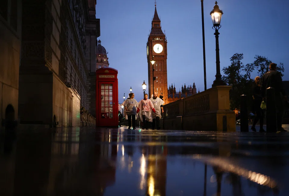 Whoever prevails in this week’s Conservative Party leadership contest will need to focus on damage control rather than chasing meaningful economic growth. 