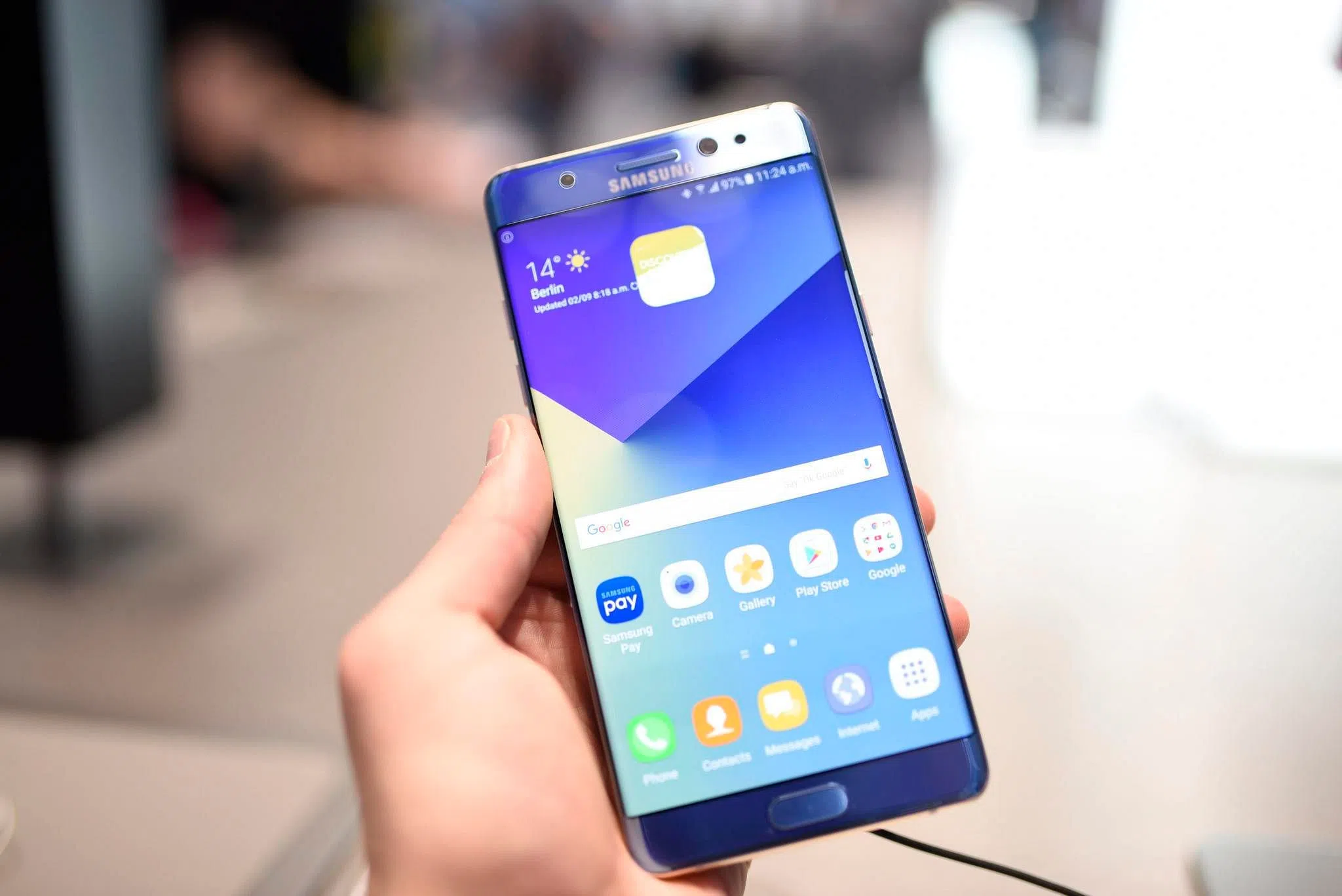 Samsung limits Note 7 battery charging to prevent overheating