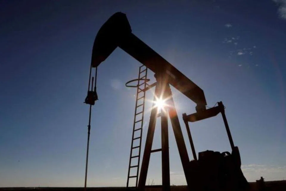 Oil prices dipped on Thursday but still hovered near 3-month highs after parts of Shanghai imposed new Covid-19 lockdown measures, as strong gains in refined products contributed to an ongoing bullish backdrop for crude oil. 