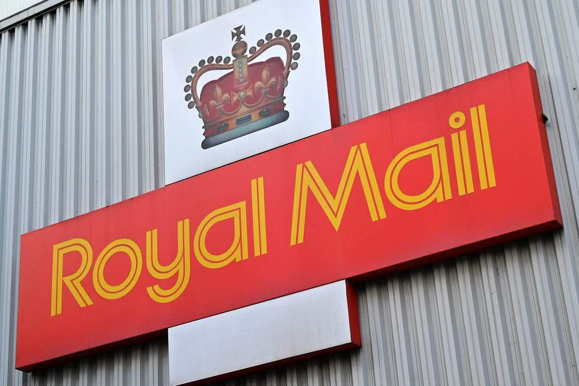 Some 76 per cent Royal Mail works vote in favour of the pay agreement.