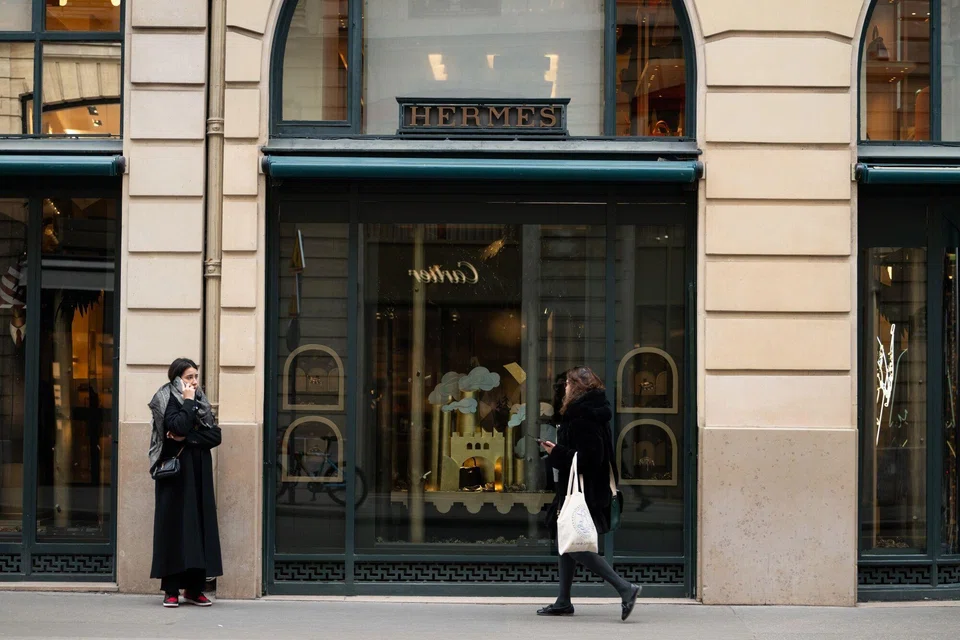 Hermes has a track record of outpacing rivals when economic conditions deteriorate, thanks to its classic designs and careful management of production and stocks, which helps maintain the label’s aura of exclusivity. 