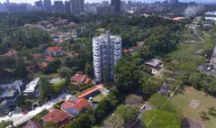 Holland Tower, completed in 1976, is a 14-storey property comprising 19 residential units.