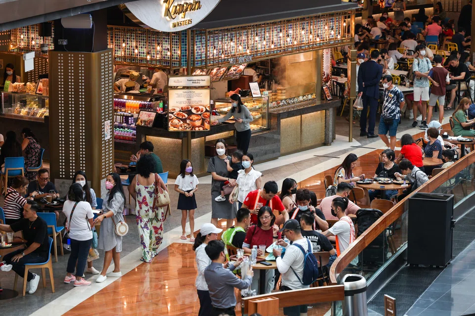 Tenant group Singapore Tenants United for Fairness proposed that landlords be required to provide data on the footfall and average rental per square foot in their retail premises.