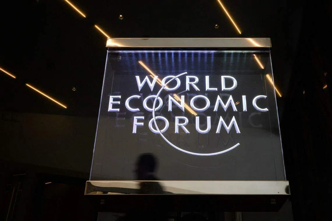 Davos elites warned on populist rage, economic uncertainty