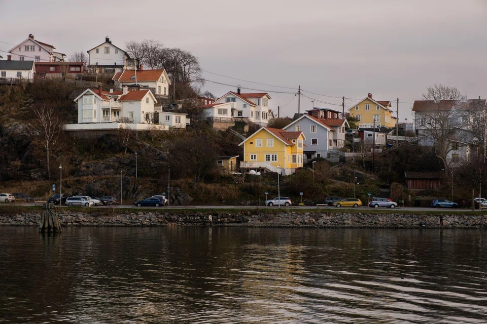 Home prices in Sweden, one of the countries hardest hit by the global housing slump, have dropped by nearly 15 per cent.