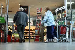 Retail sales decreased by 1.9 per cent compared with the previous month in real terms.