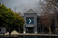 The disclosure sheds light on how much competition exists for assets of collapsed banks. 