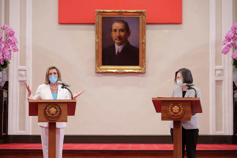 US House of Representatives Speaker Nancy Pelosi (left) speaking at a news conference with Taiwan President Tsai Ing-wen at the presidential office in Taipei, Taiwan on Wednesday. 