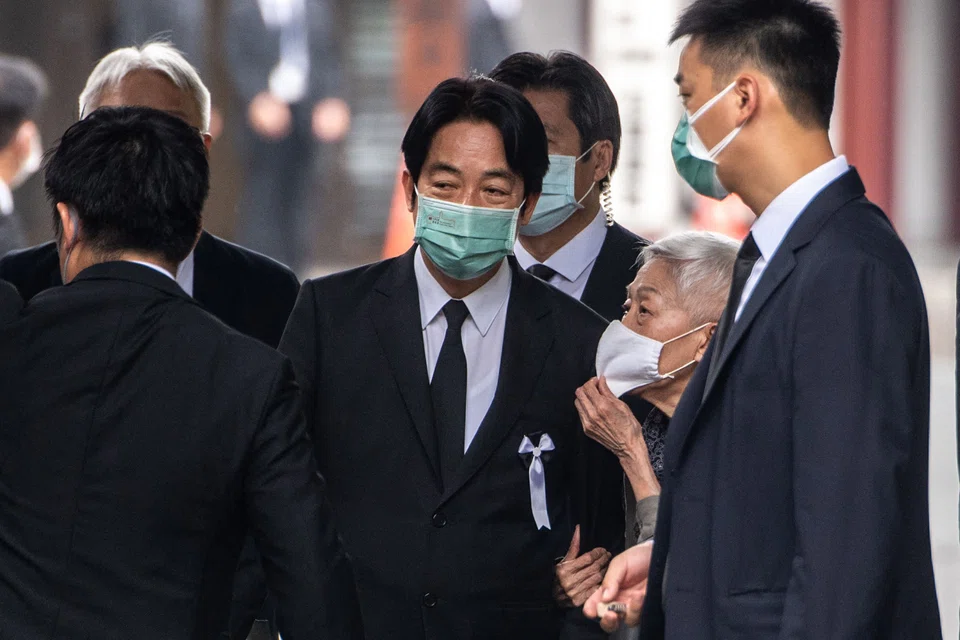 Taiwanese Vice President William Lai (C) attends the funeral of late former Japanese prime minister Shinzo Abe at the Zojoji Temple in Tokyo on July 12, 2022. 
