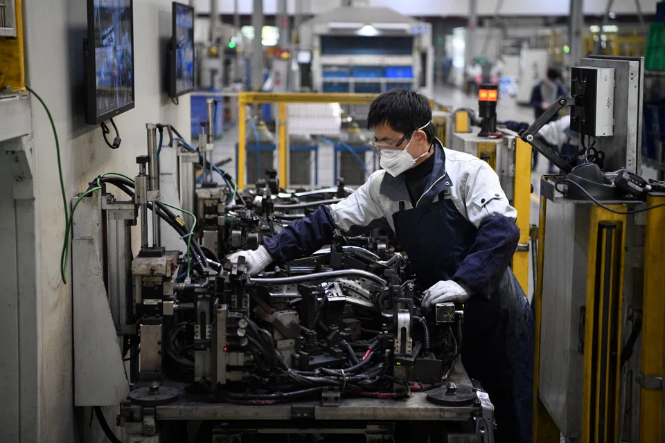 Despite being the world’s largest producer of cars, and leader in electric vehicles, China relies almost entirely on chips imported from Europe, the United States and Taiwan.