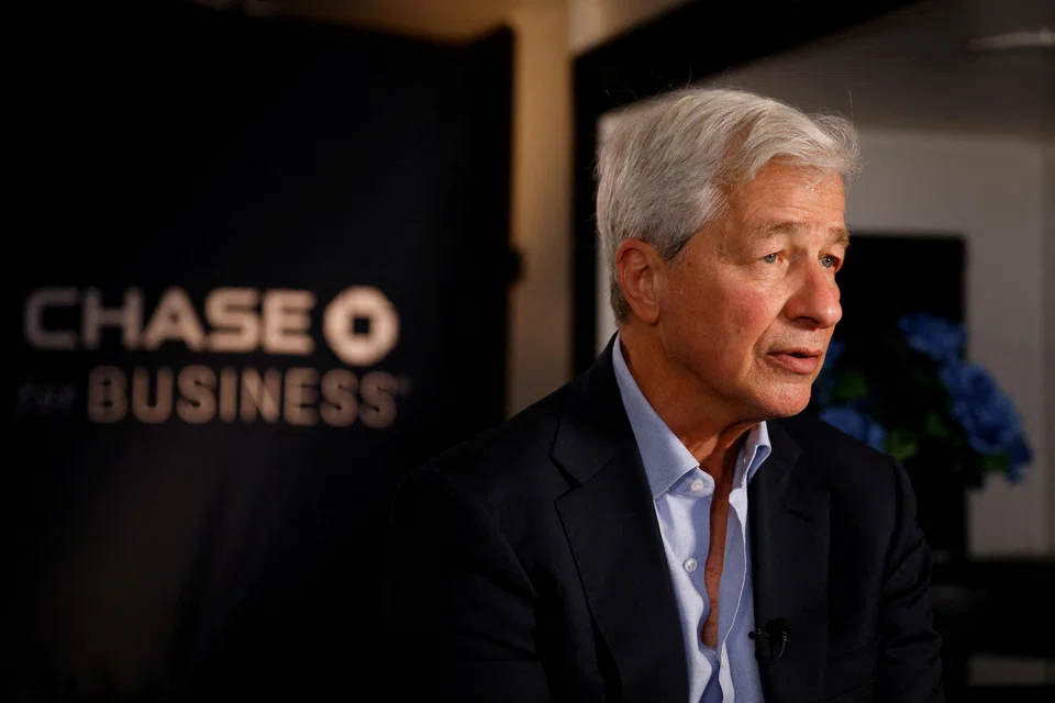 JPMorgan Chase & Co CEO Jamie Dimon stressed the bank’s plans regarding his tenure were unchanged, although did not give specifics. 