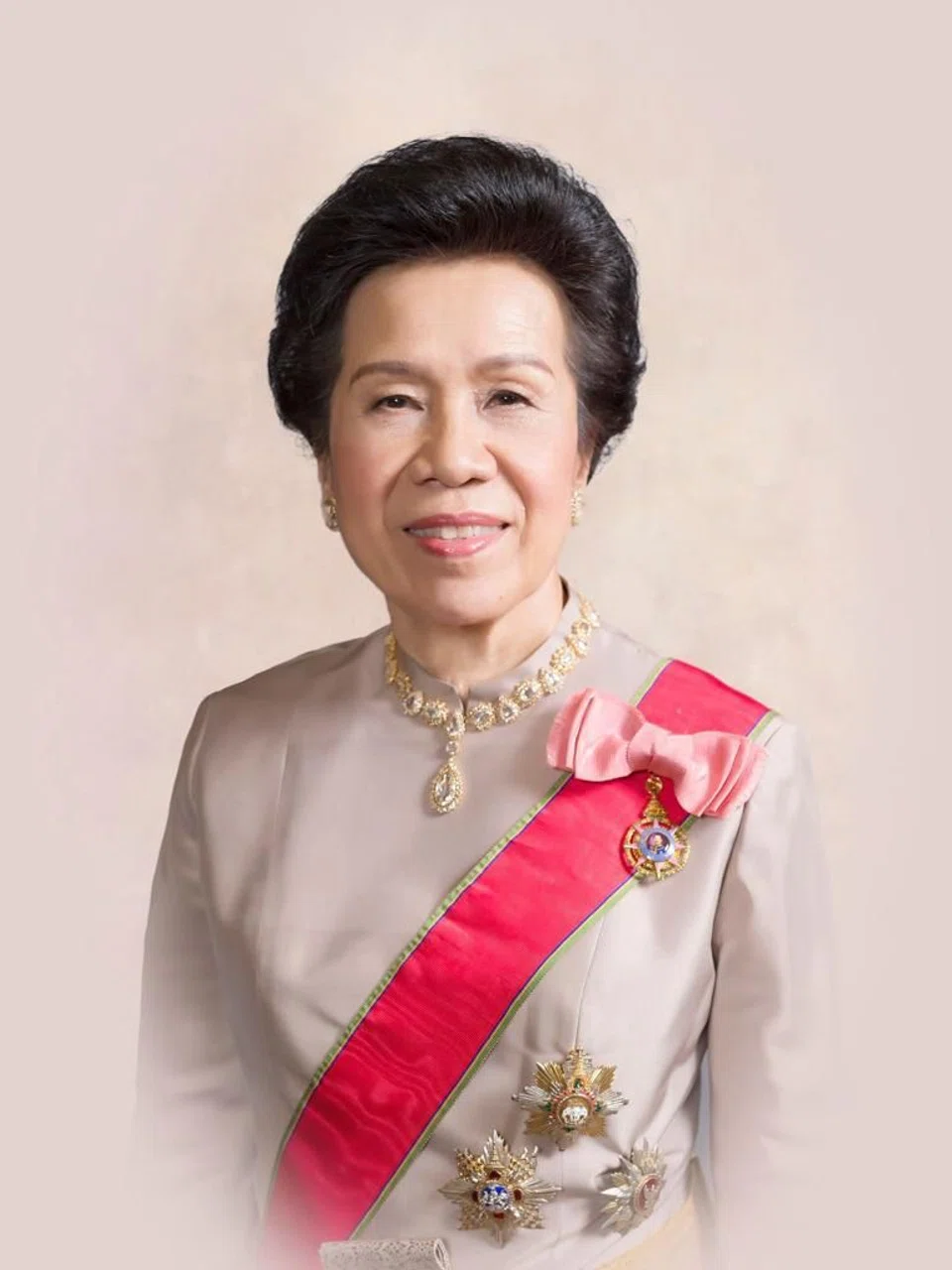 Khunying Wanna Sirivadhanabhakdi, vice-chairman of Thai Beverage, F&N and Frasers Property, died on Friday. She was 79 years old.