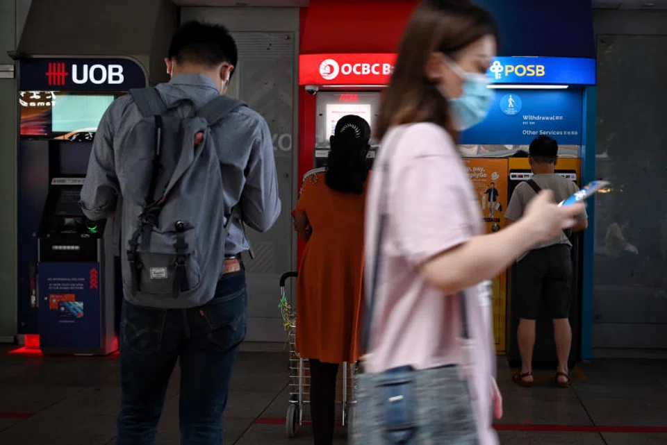 STI constituents’ total market capitalisation fell by 4 per cent, losing S$21.3 billion to finish the month at S$514 billion.