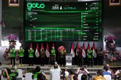 Macquarie analysts Ari Jahja and Akshay Sugandi set a 324 Indonesian rupee target price for GoTo, pointing out that growth execution, cost cuts and fundraising progress will be key to the stock’s re-rating.