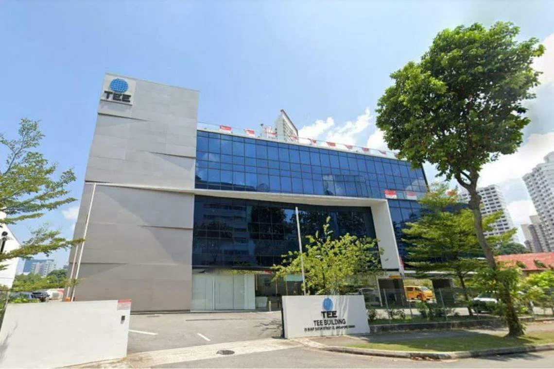 Singapore Exchange also reprimanded engineering company Tee International for having unsatisfactory systems of internal controls and risk management. 