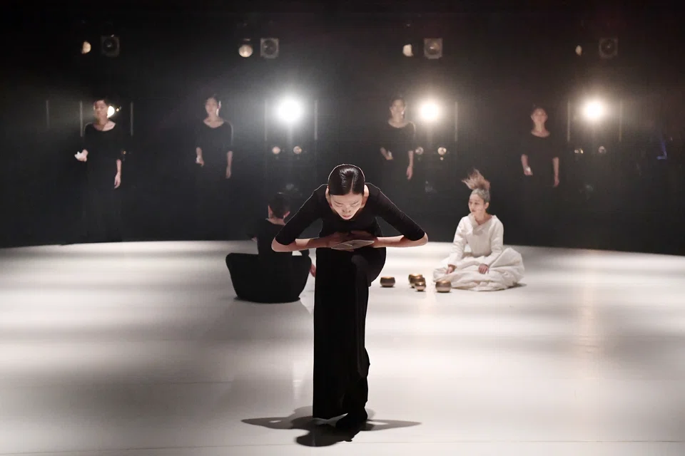 Dance work Abyss choreographed by Hyerim Jang is one of the highlights of SIFA 2023.