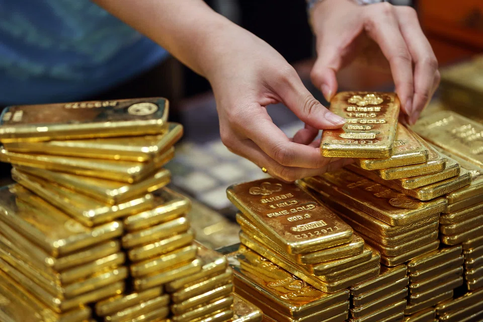 Bullion held by the People’s Bank of China (PBOC) rose by 930,000 troy ounces in August, the central bank said on Thursday (Sep 7). That is equivalent to about 29 tons. 