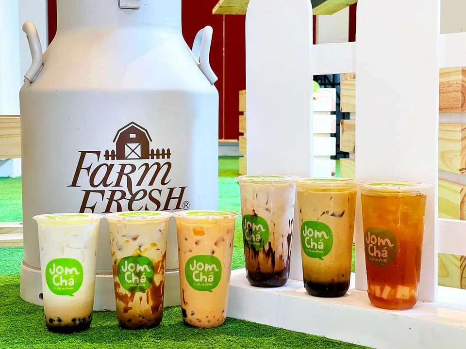 Farm Fresh also expanded into bubble tea shop business by rolling out its own brand - Jom Cha.