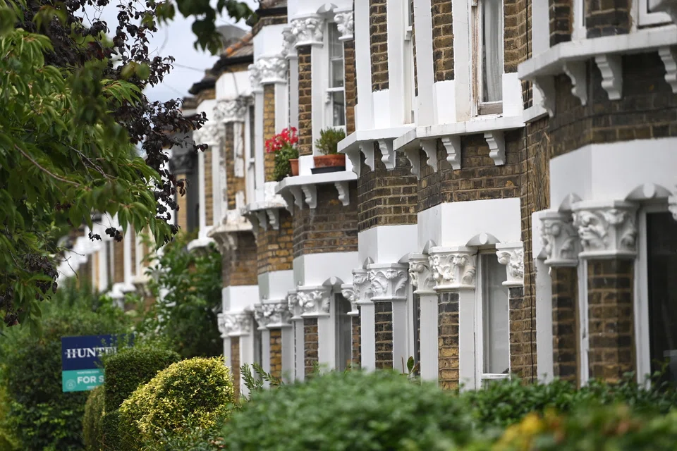 London was among the strongest regions for sales, with prices in the capital jumping 8.8 per cent from a year ago, the most in 6 years. 