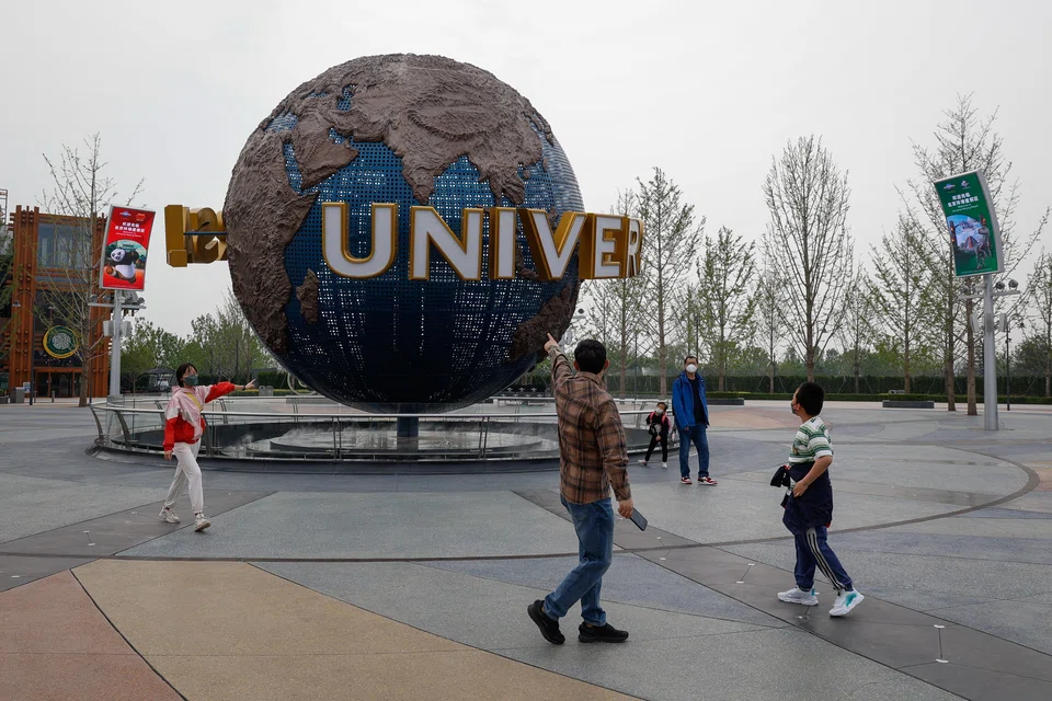 Chinese travellers spent 43 per cent less over the five-day Labour Day holiday that ended on Wednesday than a year earlier, government data showed.