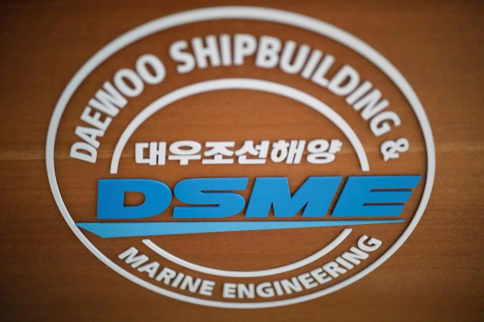 Hanwha Group said they would invest 2 trillion won in return for a 49.3 per cent stake and management rights in Daewoo shipbuilding.