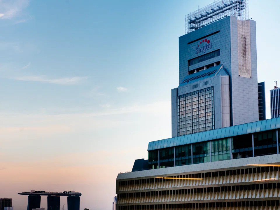 The interest rate discounts for the revolving credit facility are linked to Optus’ reduction of its absolute greenhouse gas emissions by 25 per cent by 2025.