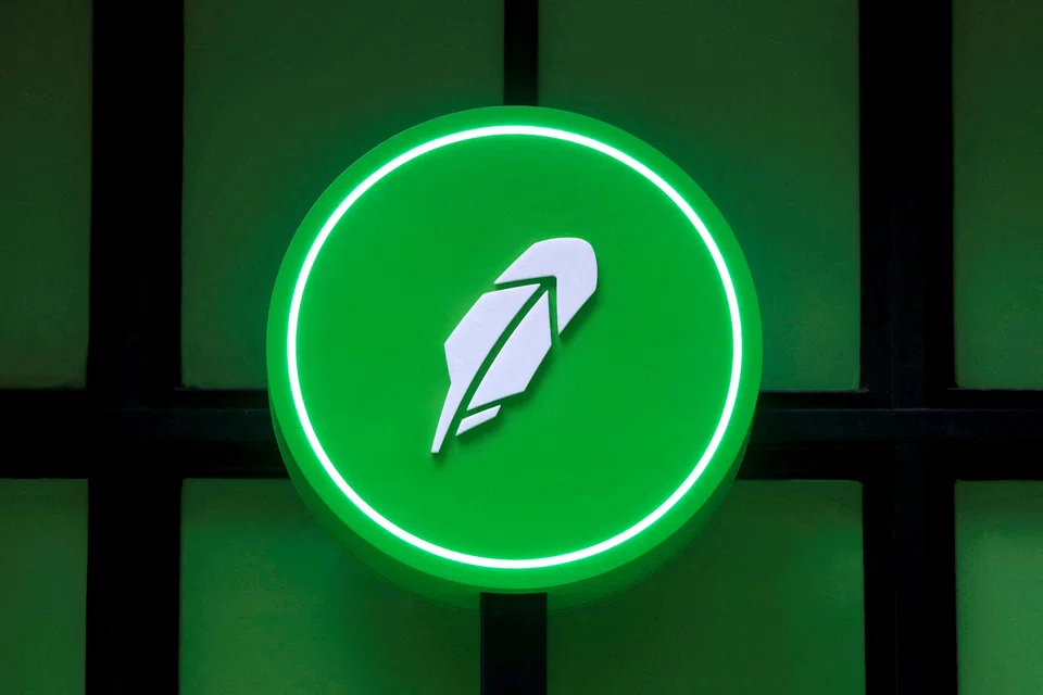 Robinhood’s transaction-based revenue decreased 11 per cent year-over-year to US$185 million amid a 13 per cent decline in equities and a 55 per cent decrease in cryptocurrencies.