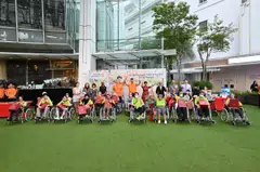 SPD received a donation of S$100,000 in cash and S$50,000 in medical equipment from GLDB to commemorate the bank's first year in Singapore.