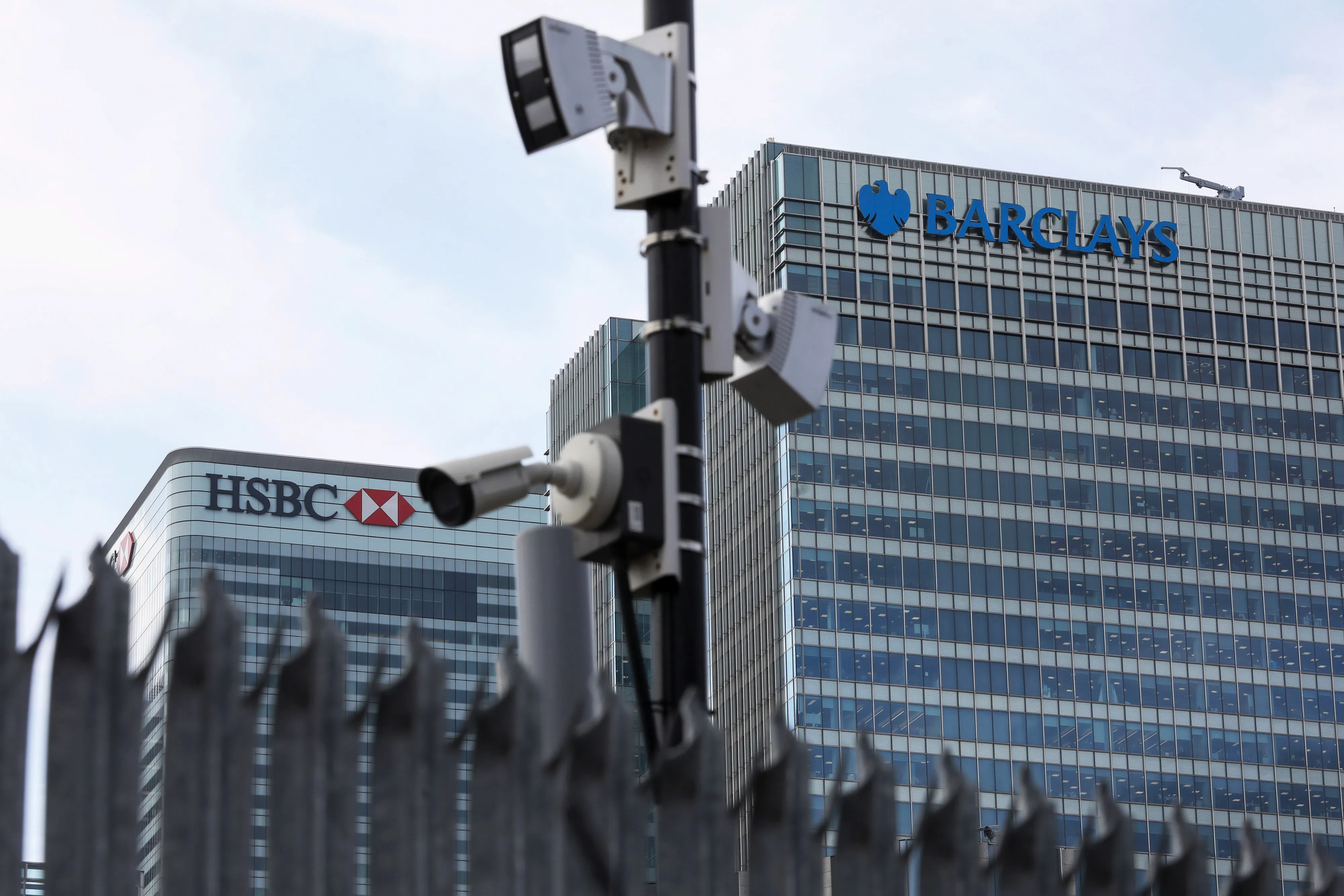 HSBC to leave Canary Wharf for BT’s former office near St Paul’s - The ...