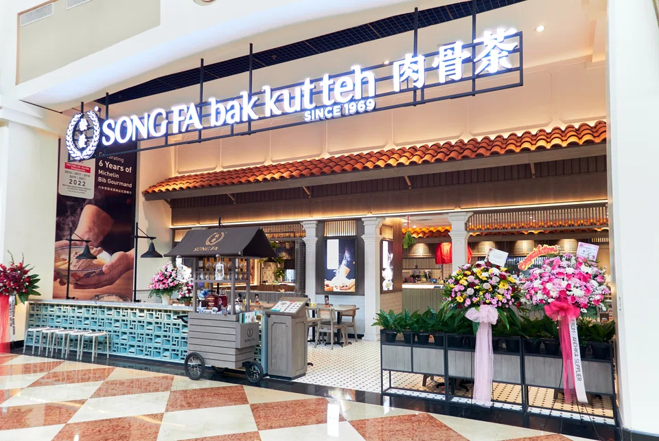 Song Fa Bak Kut Teh is looking to open new outlets in Bandung and Surabaya this year, after having opened one in Medan right before the Covid-19 pandemic began in early 2020.