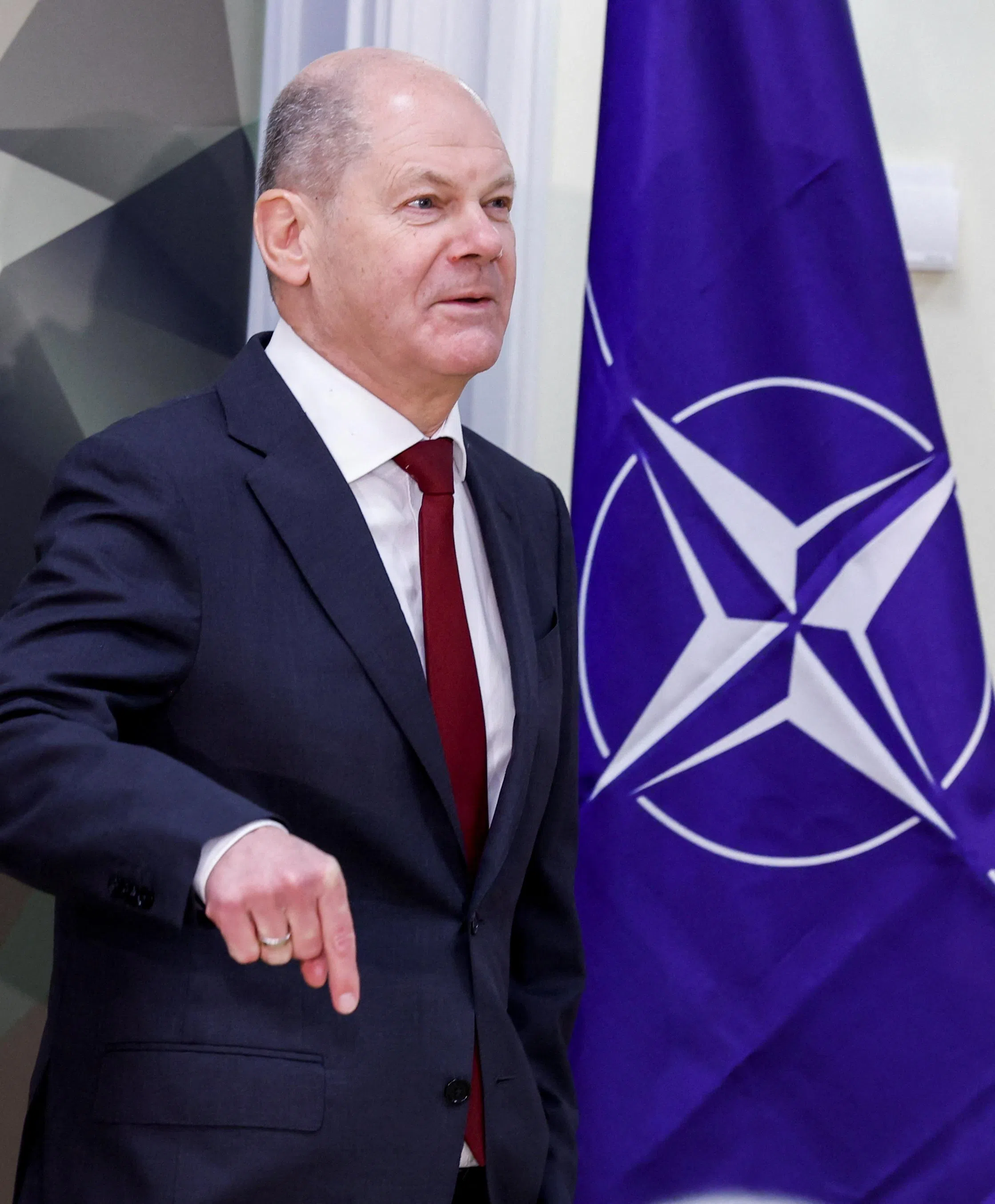 German leader Scholz must step up in foreign affairs