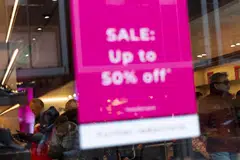 British supermarkets’ most recent earnings have revealed solid growth over the Christmas period, with price cuts and customer loyalty initiatives boosting sales.