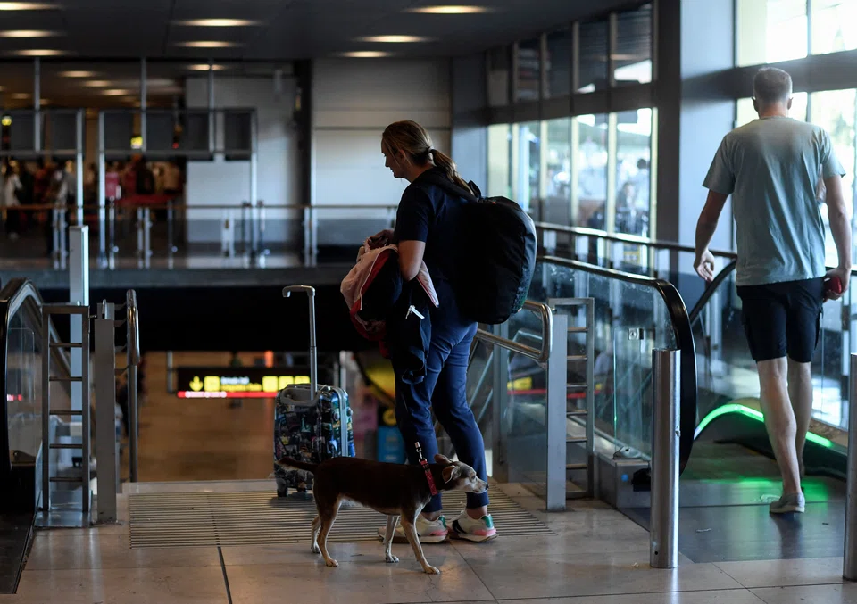 A coordinated strike by Ryanair flight attendants in 5 European countries has thrown a spotlight on volatile labour relations at low cost airlines.