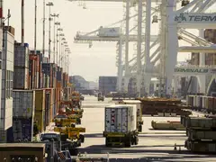  FILE — The Port of Oakland, in Oakland, Calif. on March 21, 2022. At the moment, the implications of China’s faltering economic growth for the United States are probably minor, given China’s limited role as a customer for American goods and the minor connections between the countries’ financial systems. (Jim Wilson/The New York Times)