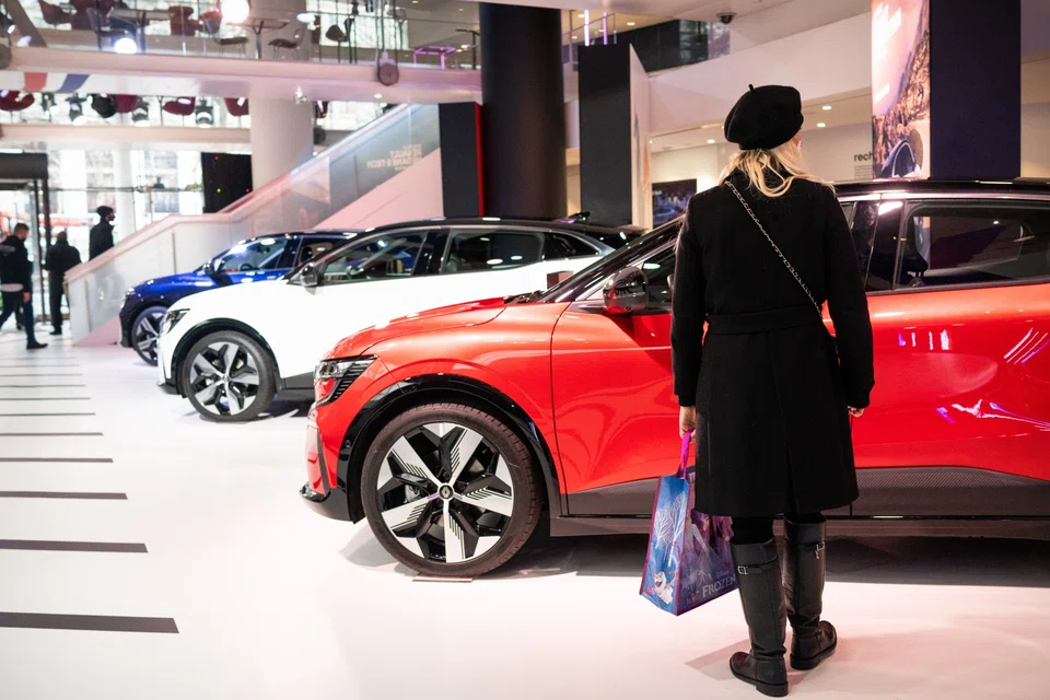 Carmakers are under pressure to make better use of resources as they navigate strained supply chains, sky-rocketing energy prices and geopolitical tensions that are limiting access to raw materials.