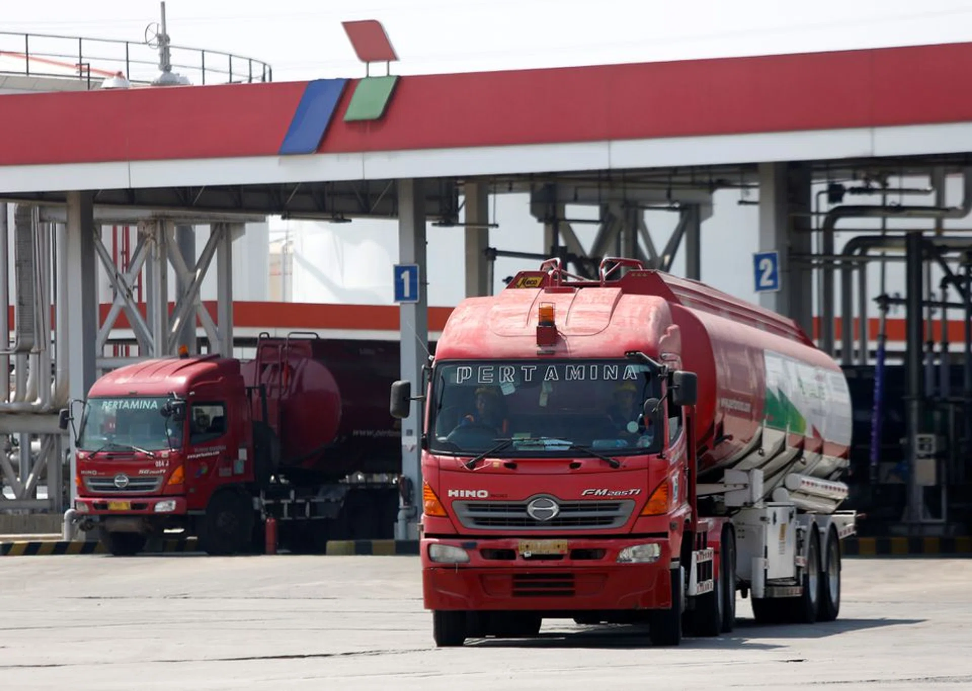 Indonesia's Pertamina launches sales of petrol with 5% ethanol mix ...