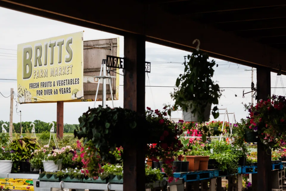Tracy Britt Cool’s family owns a farm stand in Manhattan, Kansas which still stands today. 