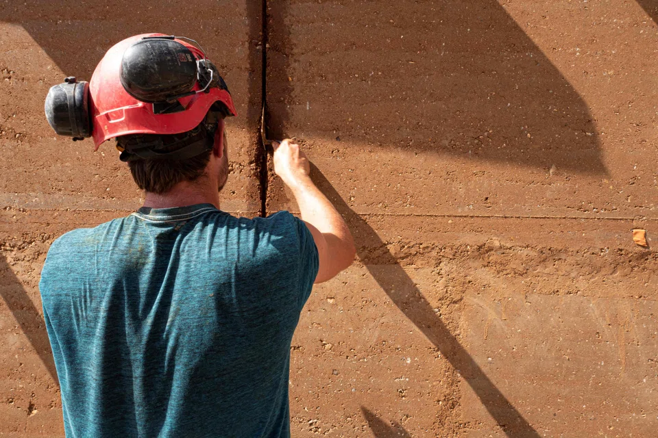 Climate change has spurred renewed interest in the ancient technique which sees polluting concrete swapped where possible for earth.