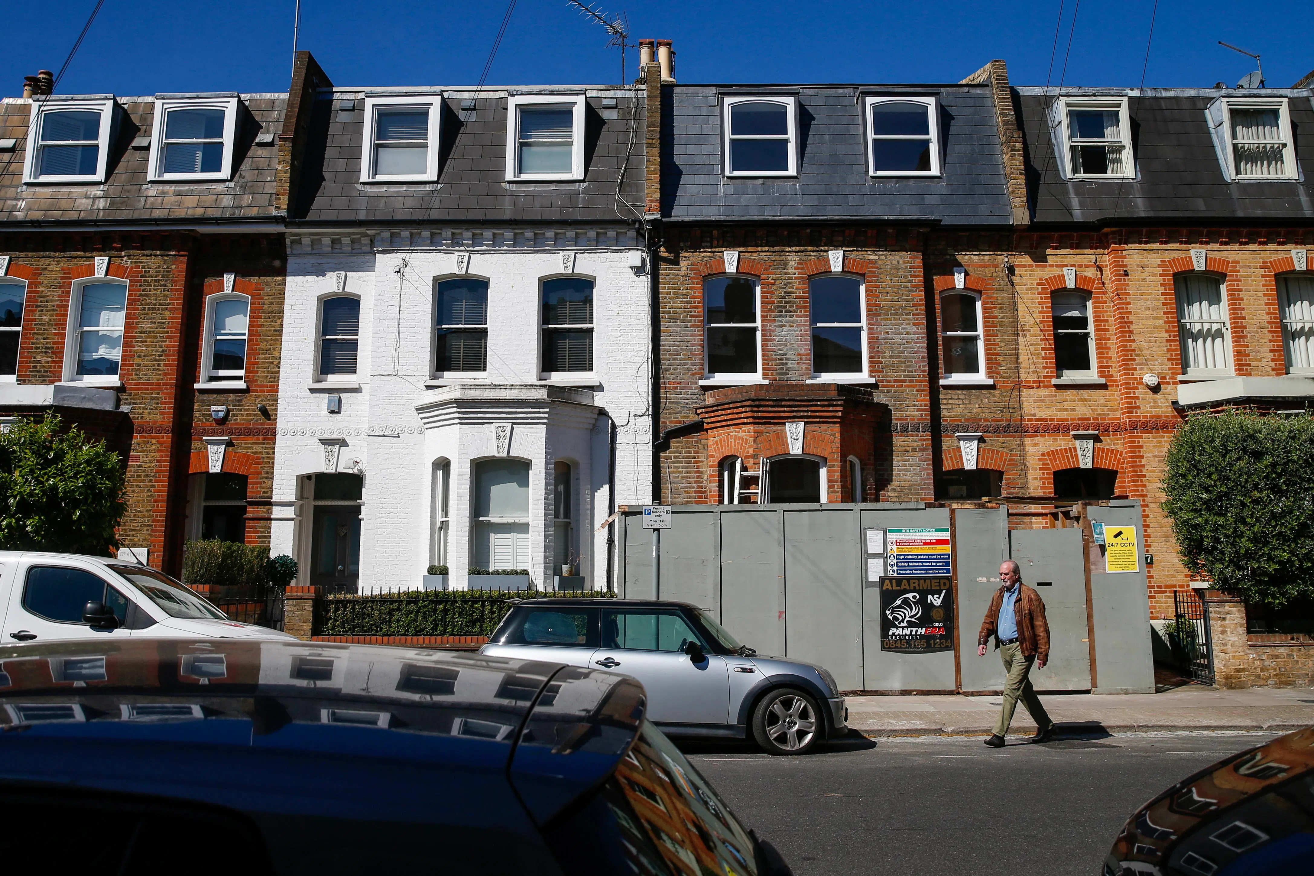 UK housing market shows signs of downturn ending
