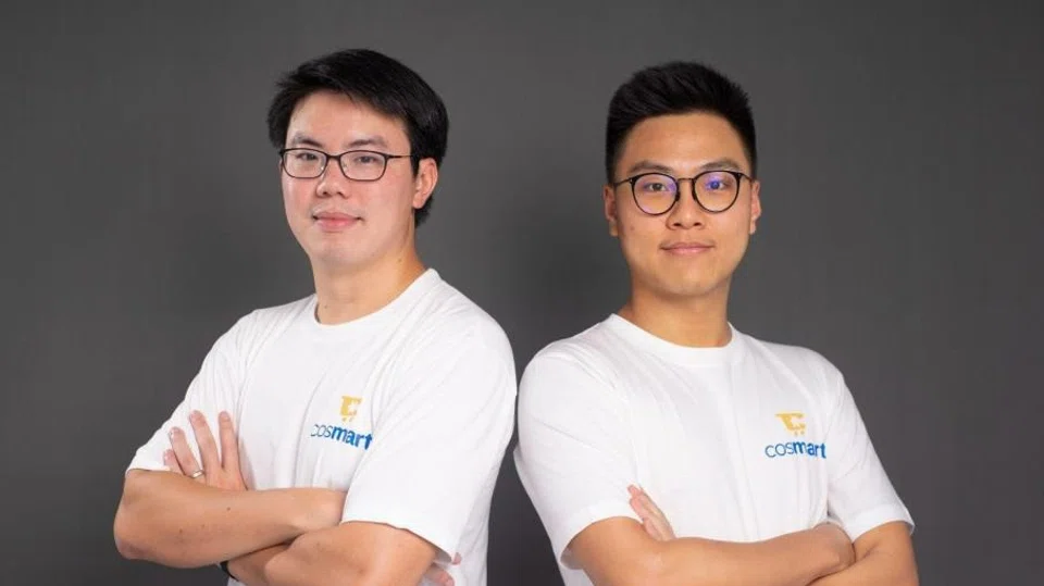 Cosmart was founded by Alvin Kumarga (left) and Robert Tan (right) in the second quarter of 2022. 
