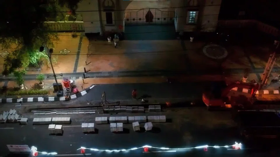 Moratelindo is planning to build shared ducting in cities to reduce the number of tower poles used for cable lines.