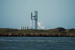 For Starship’s next test flight, SpaceX will do something called hot staging, a technique where the engines on the upper Starship vehicle will ignite while the Super Heavy booster is still attached – pushing the booster away. 