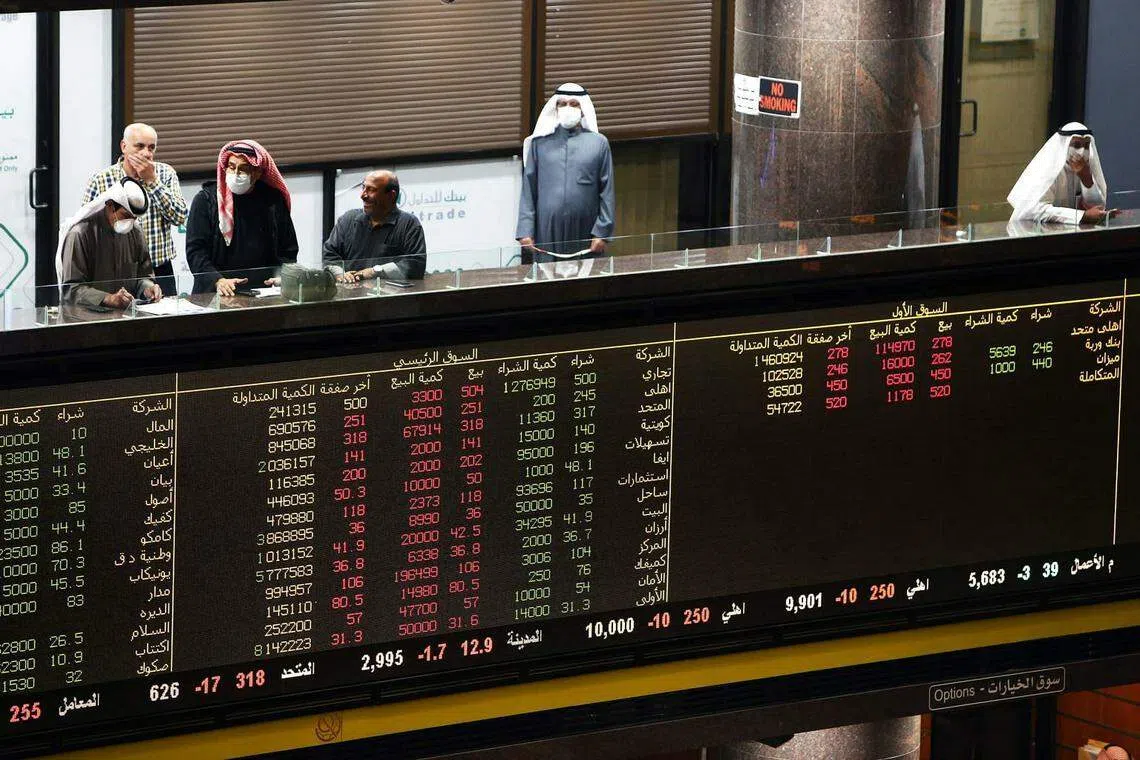 Gulf bourses dive as virus hits oil price