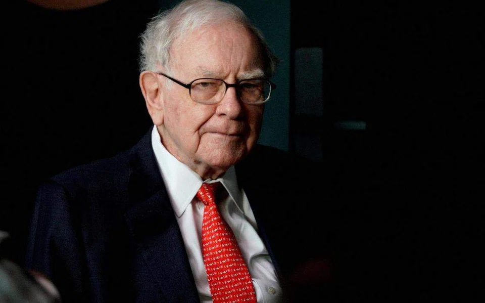 Buffett, perhaps the world’s greatest investor, and with the star power to draw fans from around the world, is 91. 