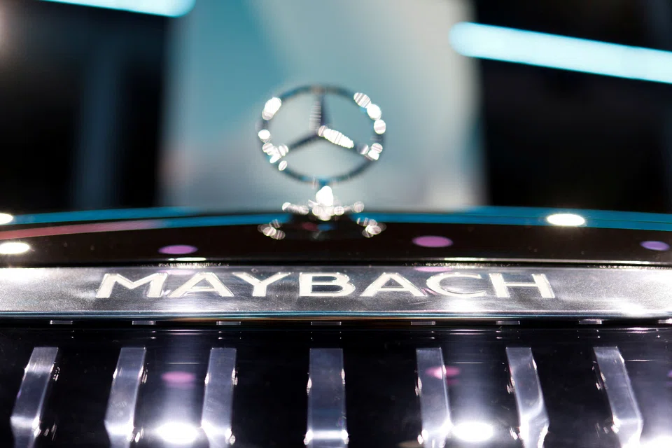 Luxury models such as the Maybach and electric cars in the EQ model series continue to be popular.